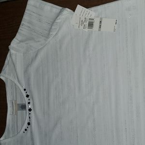Alfred Dunner white textured mesh lined shirt with gem trim.  1X NWT